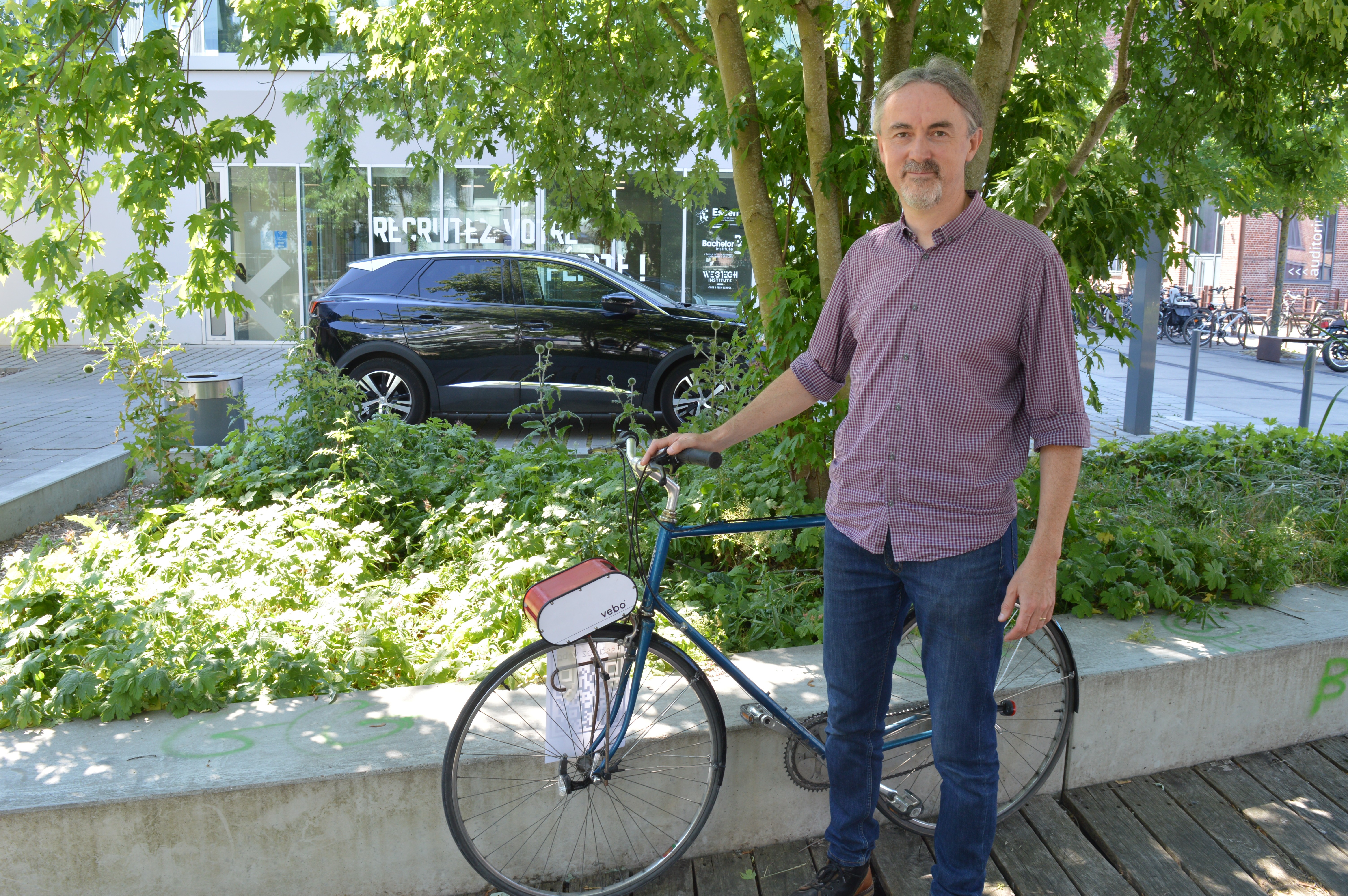 Vincent Habart développe une solution brevetée qui permet de transformer quasi tout vélo traditionnel en vélo électrique.